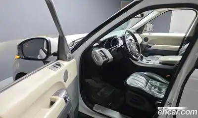 Land Rover Range-Rover Sport, 2015