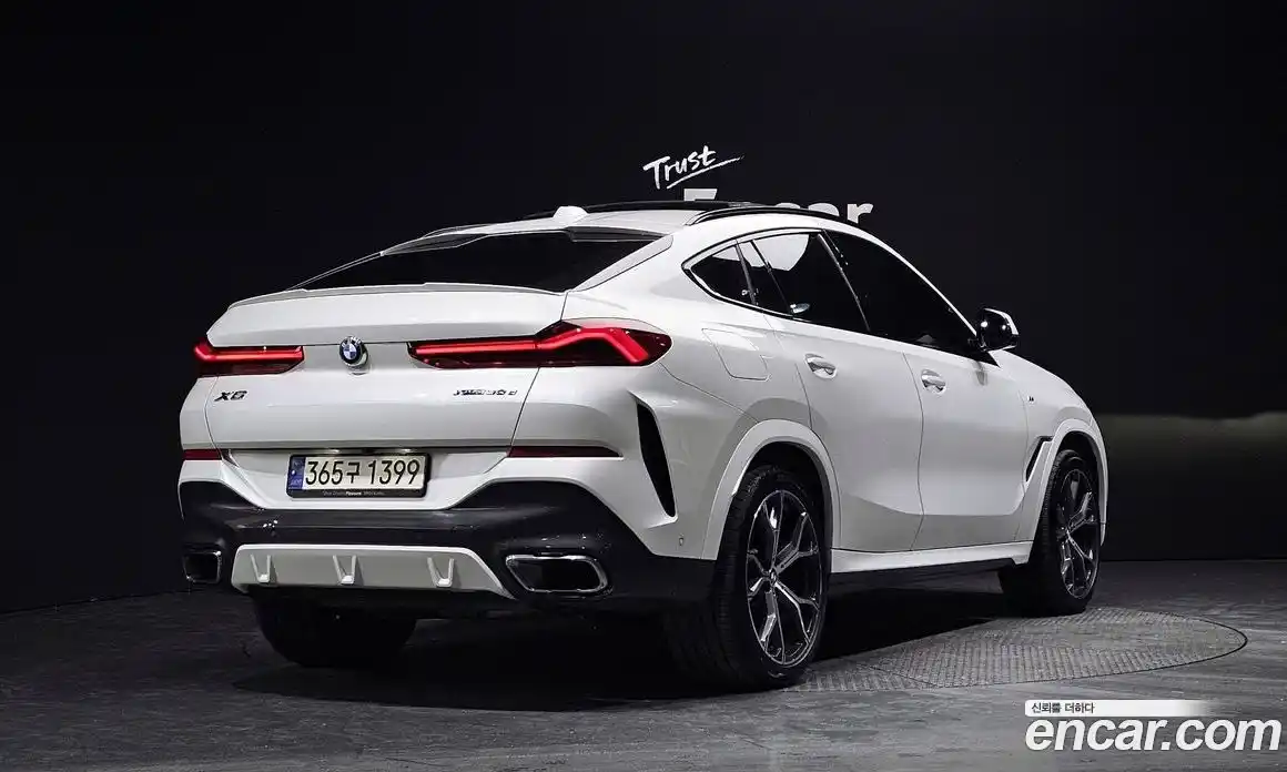 BMW X6 2024 3.0 Автомат в Москве № 331353, фото 3