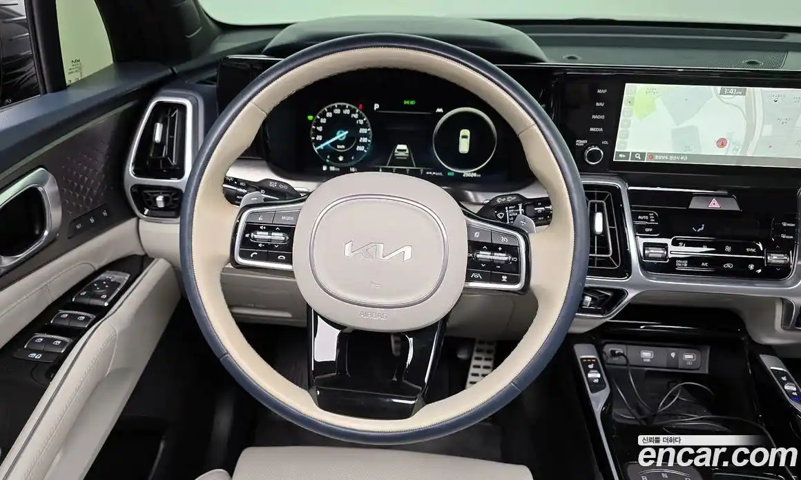 Kia Sorento 2023 1.6 Автомат в Москве № 337843, фото 18