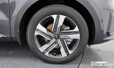 Kia Sorento 2023 1.6 Автомат в Москве № 337843, миниатюра 10