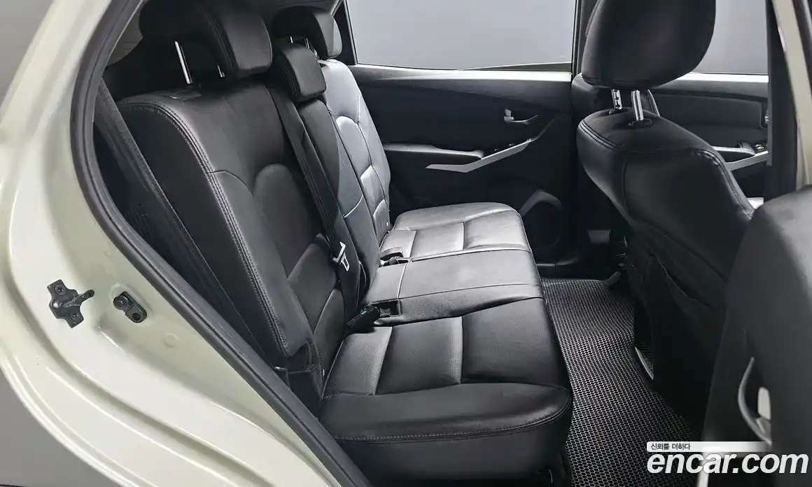 SsangYong Korando 2014 2.0 Автомат в Москве № 34107, фото 14