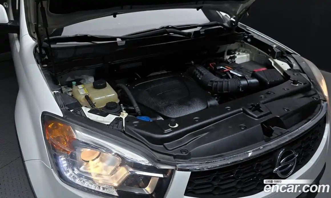 SsangYong Korando 2014 2.0 Автомат в Москве № 34107, фото 18