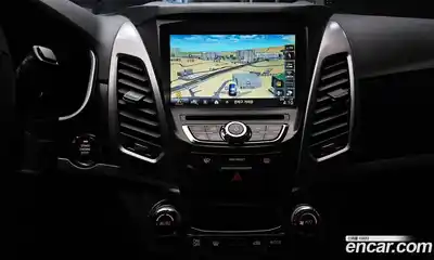 SsangYong Korando 2014 2.0 Автомат в Москве № 34107, миниатюра 10