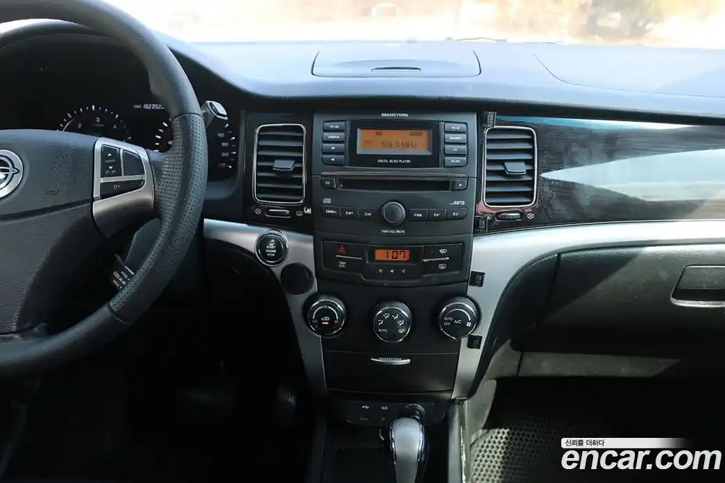 SsangYong Korando 2012 2.0 Автомат в Москве № 342122, фото 8