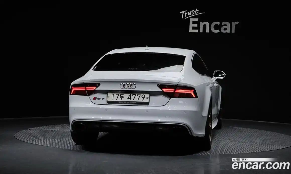 Audi RS7 2016 4.0 Автомат в Москве № 343617, фото 19