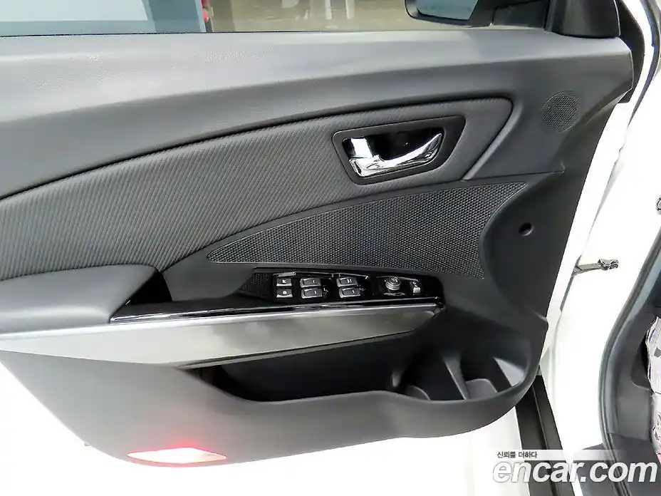 SsangYong TIBOLI 2023 1.5 Автомат в Москве № 34433, фото 13