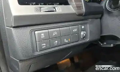 SsangYong Rexton 2019 2.2 Автомат в Москве № 35498, миниатюра 7