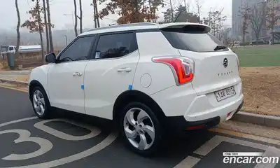 SsangYong TIBOLI 2015 1.6 Автомат в Москве № 35695, миниатюра 2