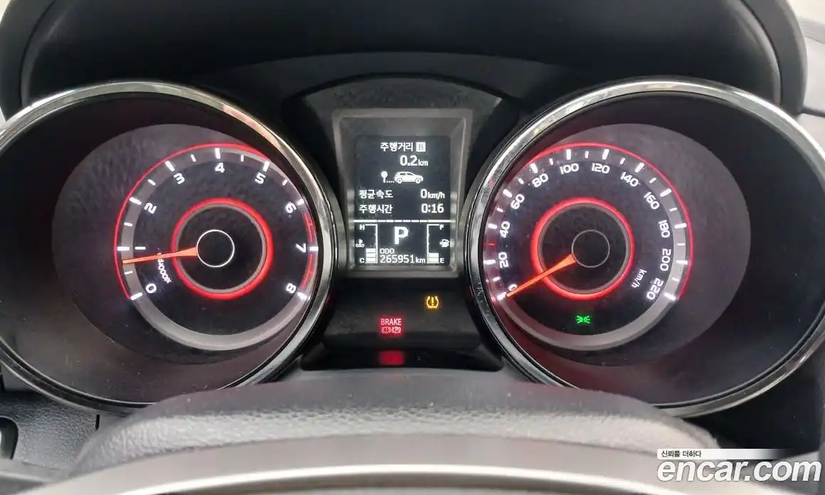 SsangYong TIBOLI 2015 1.6 Автомат в Москве № 35695, фото 7