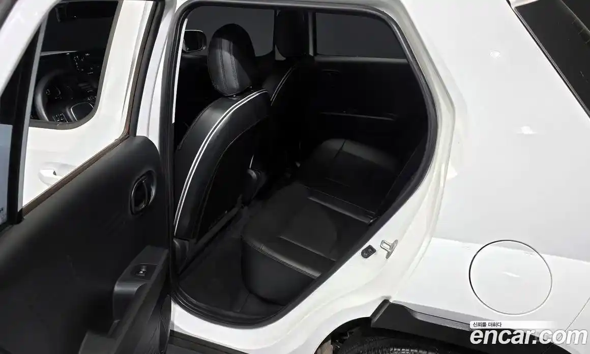 Hyundai Casper 2023 1.0 Автомат в Москве № 357998, фото 11