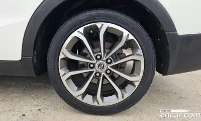 SsangYong TIBOLI 2017 1.6 Автомат в Москве № 35997, миниатюра 2