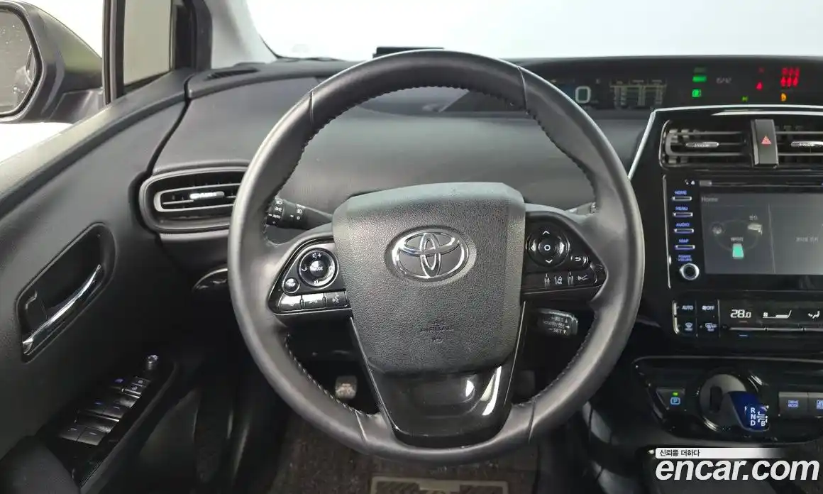 Toyota Prius 2020 1.8 Автомат в Москве № 361104, фото 13