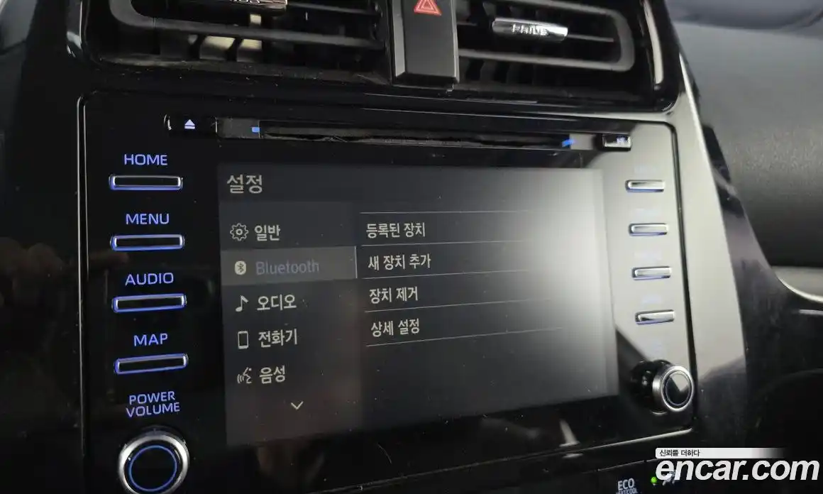 Toyota Prius 2020 1.8 Автомат в Москве № 361104, фото 16