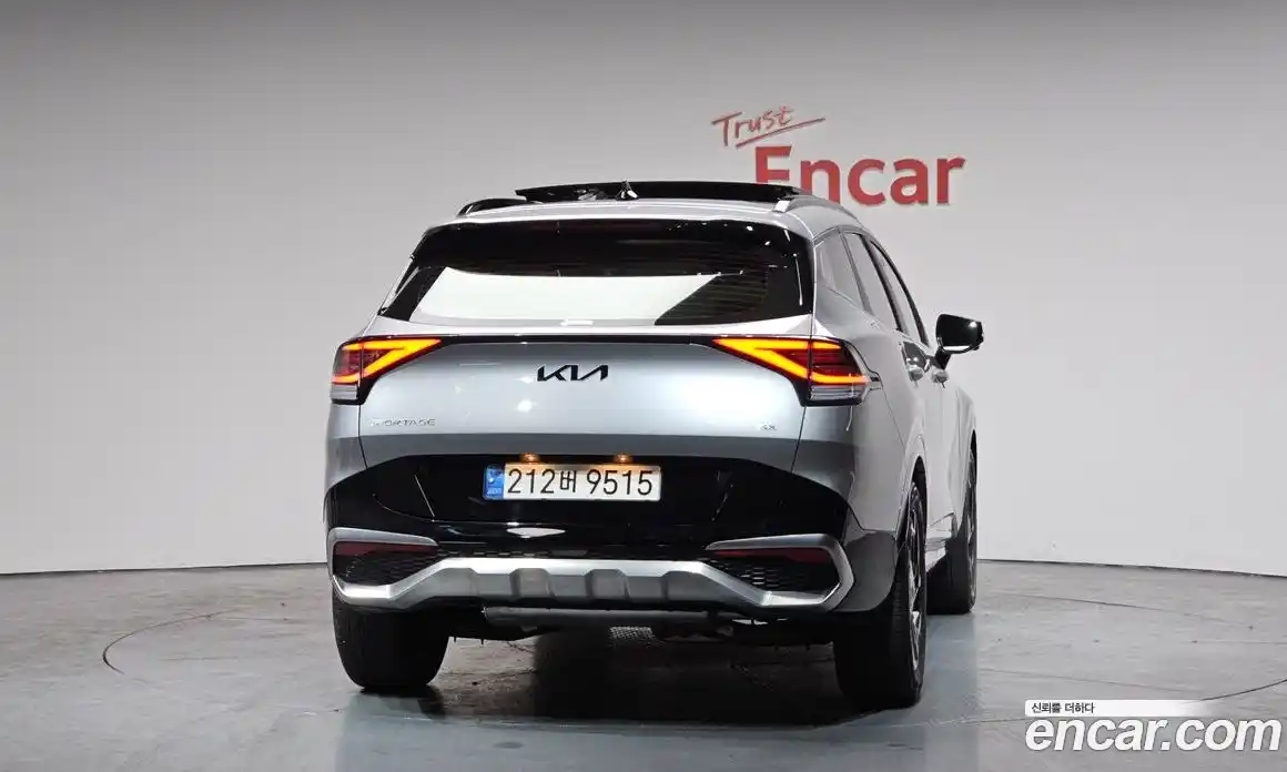 Kia Sportage 2022 1.6 Автомат в Москве № 362452, фото 3