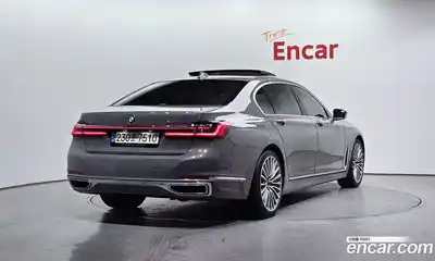 BMW 7-Series 2021 3.0 Автомат в Москве № 367106, миниатюра 2