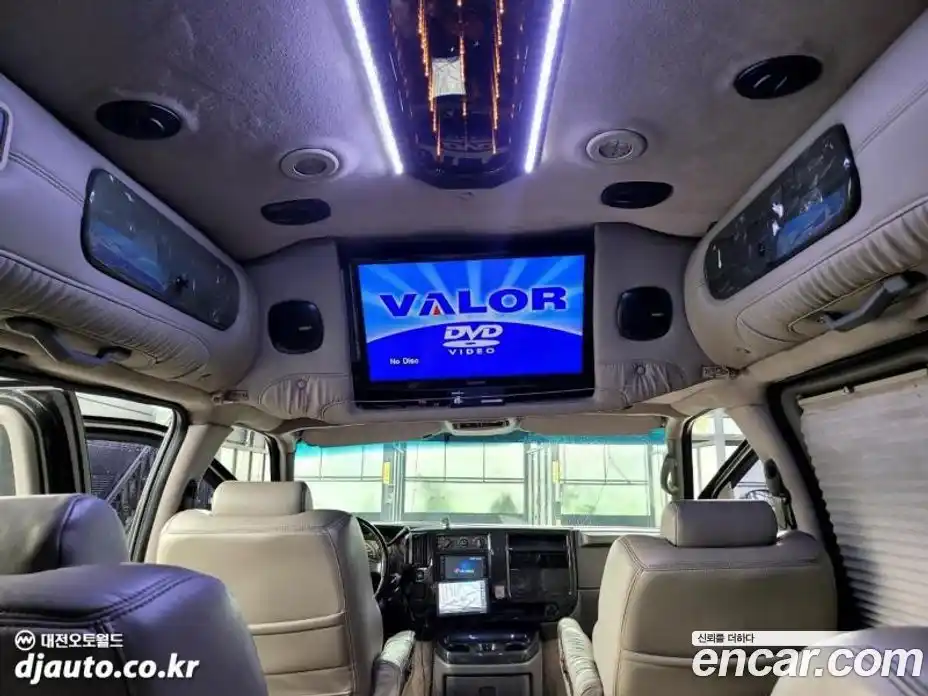 Chevrolet Express Van 2007 5.3 Автомат в Москве № 375856, фото 10