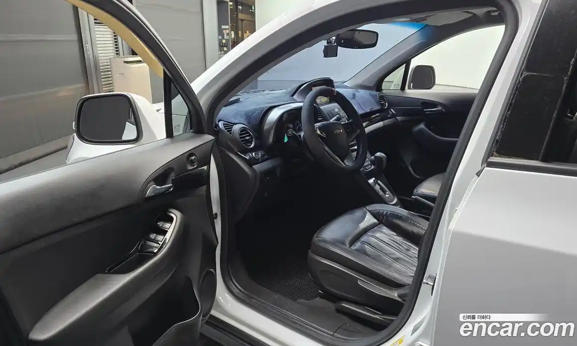 Chevrolet Orlando 2014 2.0 Автомат в Москве № 37864, фото 15