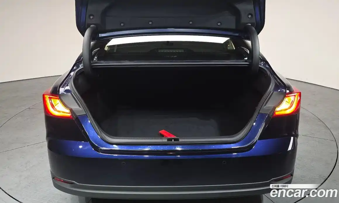 Toyota Camry 2025 2.5 Автомат в Москве № 383889, фото 19