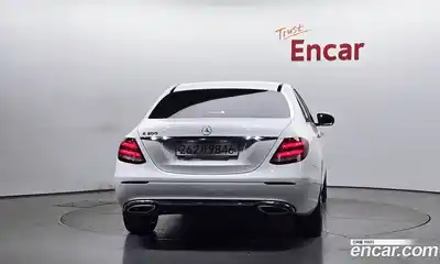 Mercedes-Benz E-Class 2019 2.0 Автомат в Москве № 390500, миниатюра 3
