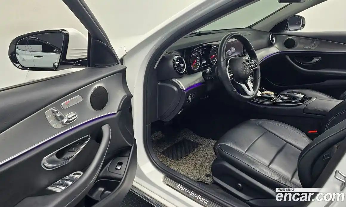 Mercedes-Benz E-Class 2019 2.0 Автомат в Москве № 390500, фото 10