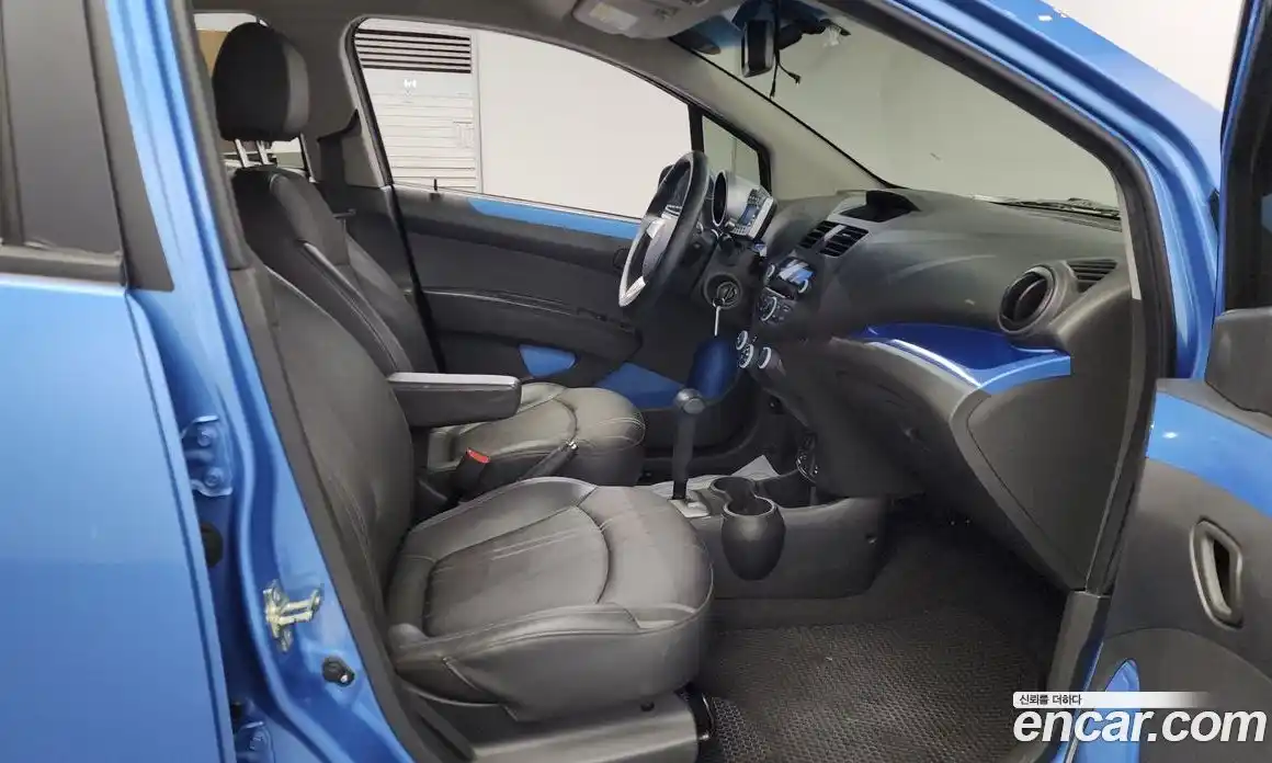 Chevrolet Spark 2013 1.0 Автомат в Москве № 396394, фото 13