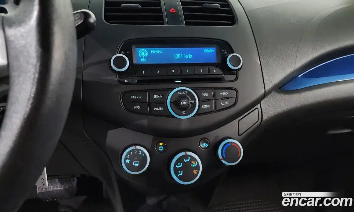 Chevrolet Spark 2013 1.0 Автомат в Москве № 396394, фото 18