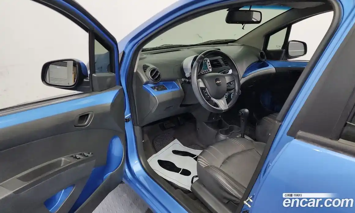 Chevrolet Spark 2013 1.0 Автомат в Москве № 396394, фото 10