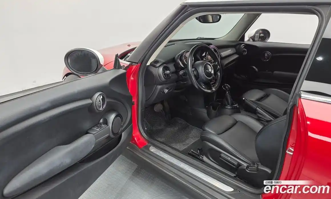 Mini Cooper 2016 1.5 Автомат в Москве № 396567, фото 11