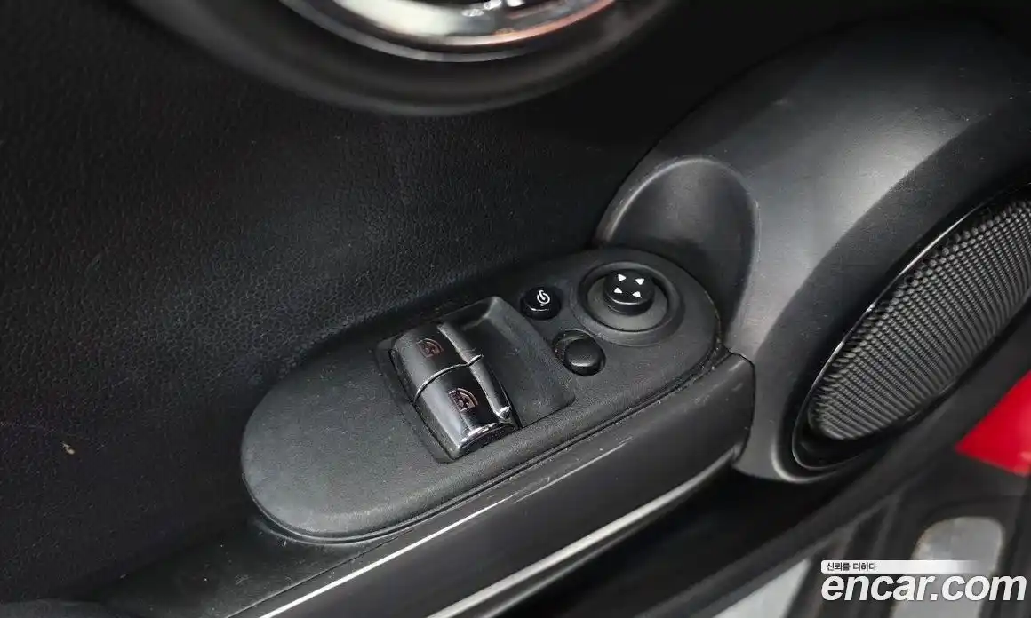 Mini Cooper 2016 1.5 Автомат в Москве № 396567, фото 15