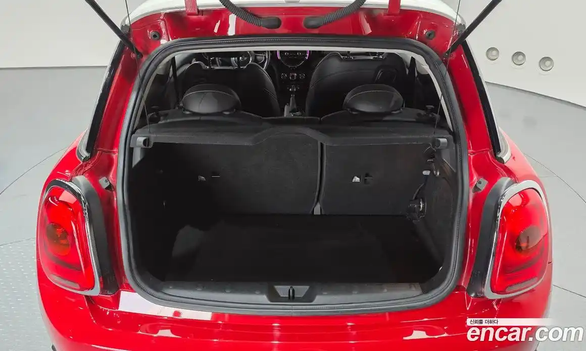 Mini Cooper 2016 1.5 Автомат в Москве № 396567, фото 20