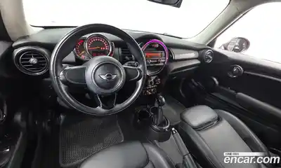 Mini Cooper 2016 1.5 Автомат в Москве № 396567, миниатюра 7