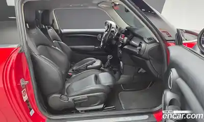 Mini Cooper 2016 1.5 Автомат в Москве № 396567, миниатюра 10