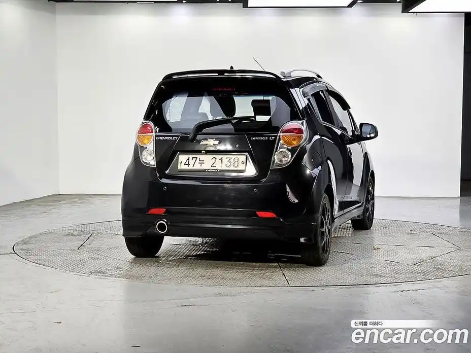 Chevrolet Spark 2012 1.0 Автомат в Москве № 396875, фото 3