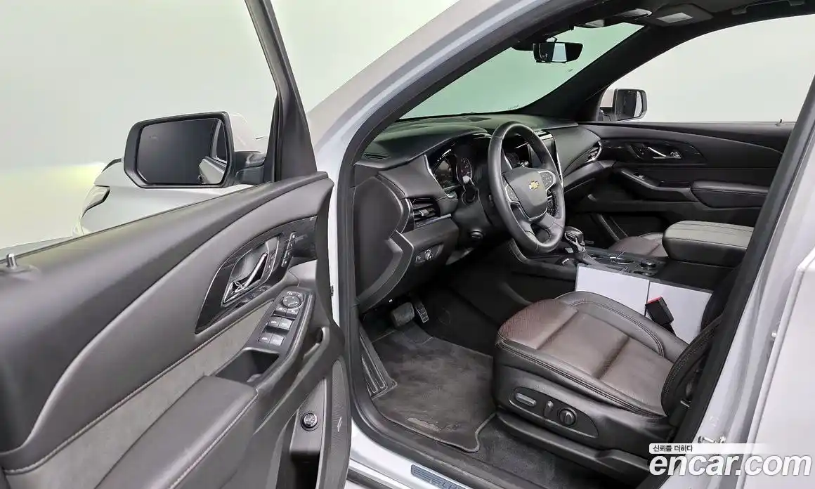 Chevrolet Traverse 2022 3.6 Автомат в Москве № 40086, фото 8