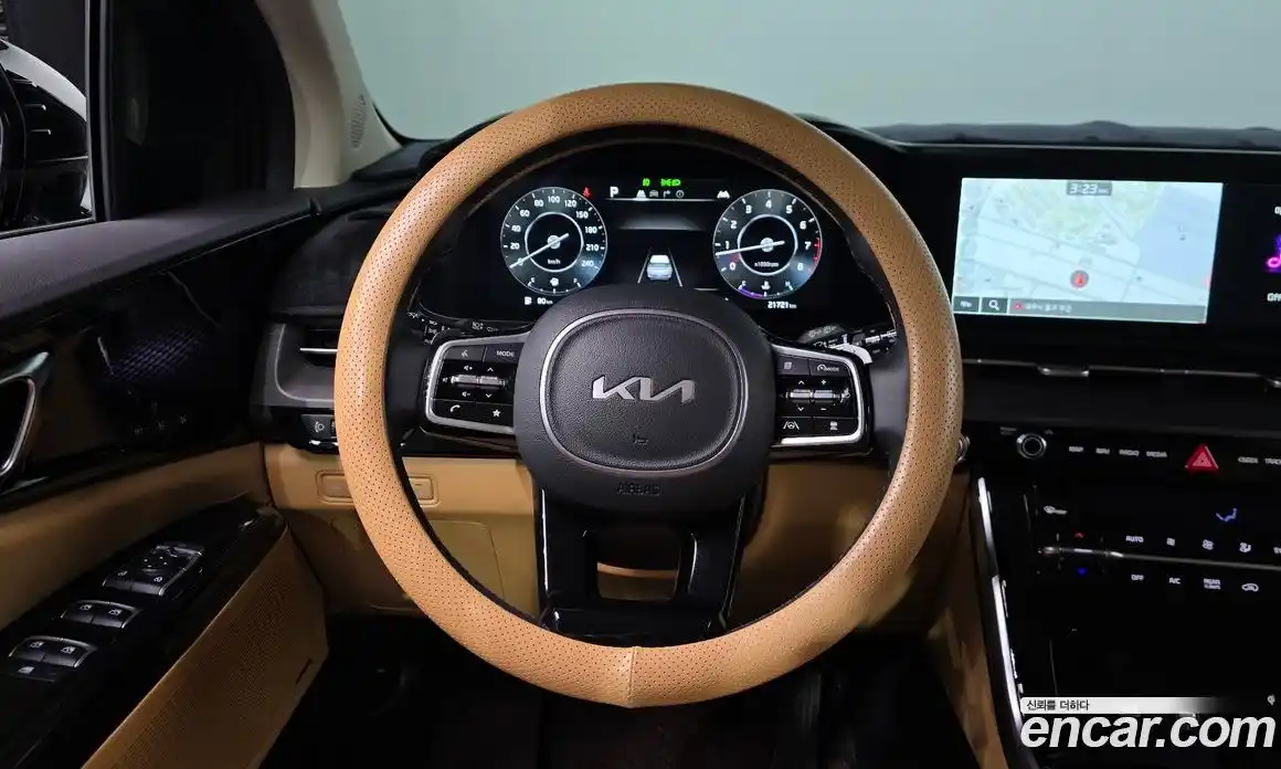 Kia Canival 2023 3.5 Автомат в Москве № 401896, фото 13