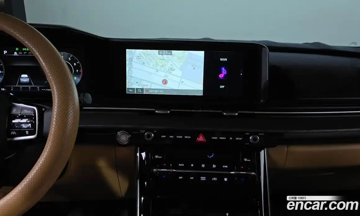 Kia Canival 2023 3.5 Автомат в Москве № 401896, фото 15