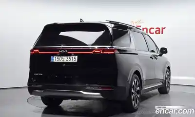 Kia Canival 2023 3.5 Автомат в Москве № 401896, миниатюра 2