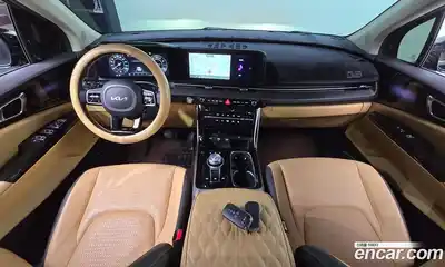 Kia Canival 2023 3.5 Автомат в Москве № 401896, миниатюра 7