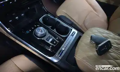 Kia Canival 2023 3.5 Автомат в Москве № 401896, миниатюра 9