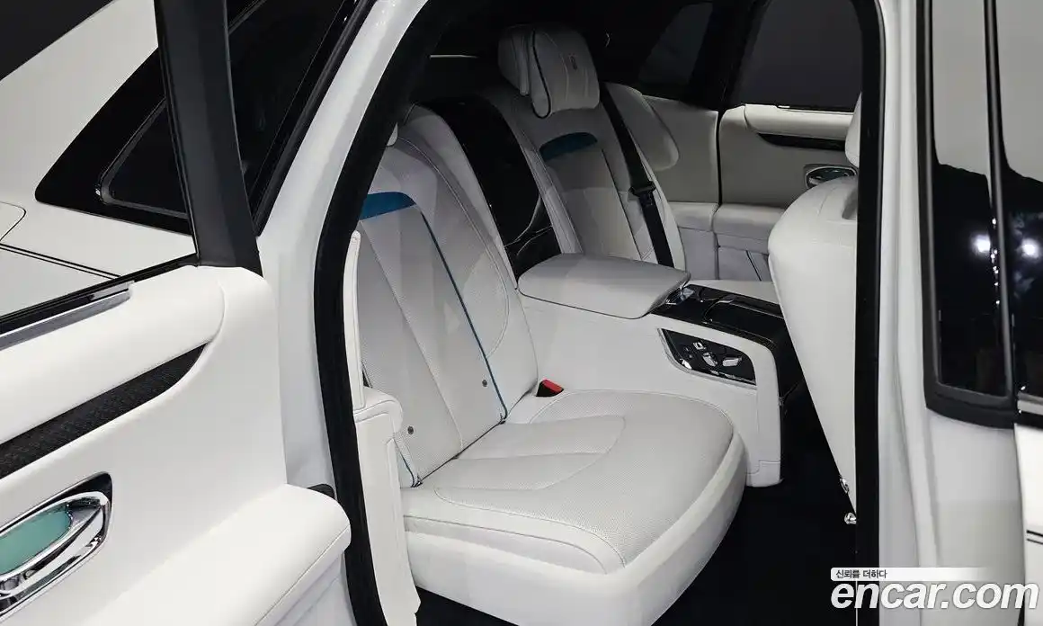 Rolls-Royce Ghost 2023 6.7 Автомат в Москве № 407212, фото 11