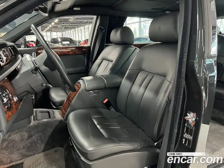 Rolls-Royce Phantom 2016 6.7 Автомат в Москве № 407379, фото 8