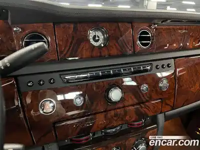 Rolls-Royce Phantom 2016 6.7 Автомат в Москве № 407379, миниатюра 9