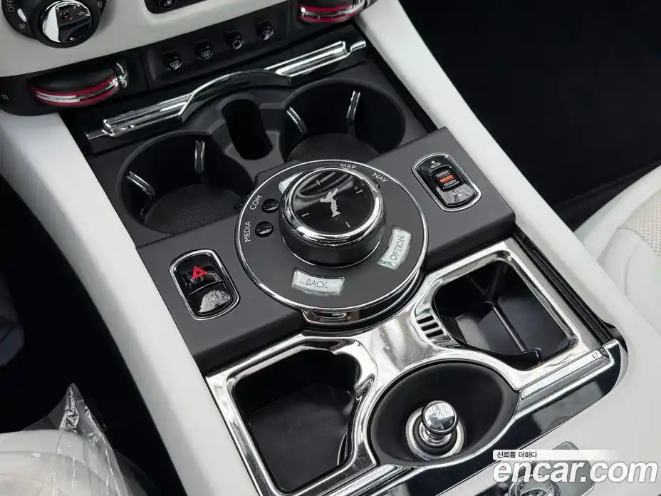 Rolls-Royce Wraith 2021 6.6 Автомат в Москве № 407394, фото 15