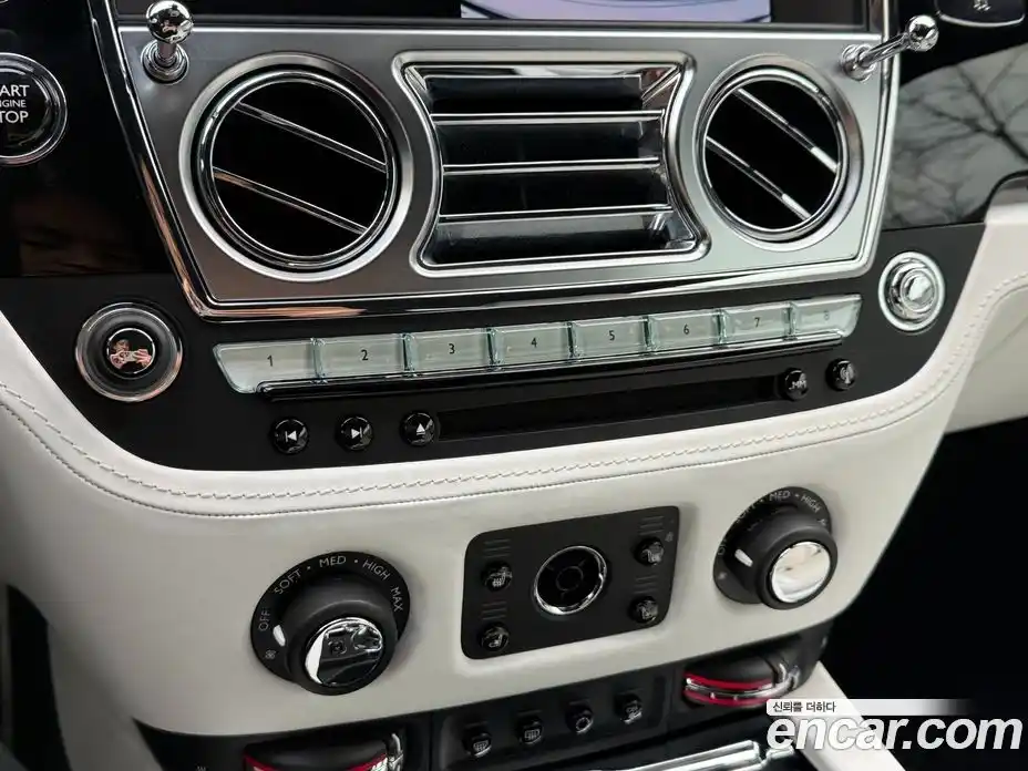 Rolls-Royce Wraith 2021 6.6 Автомат в Москве № 407394, фото 16