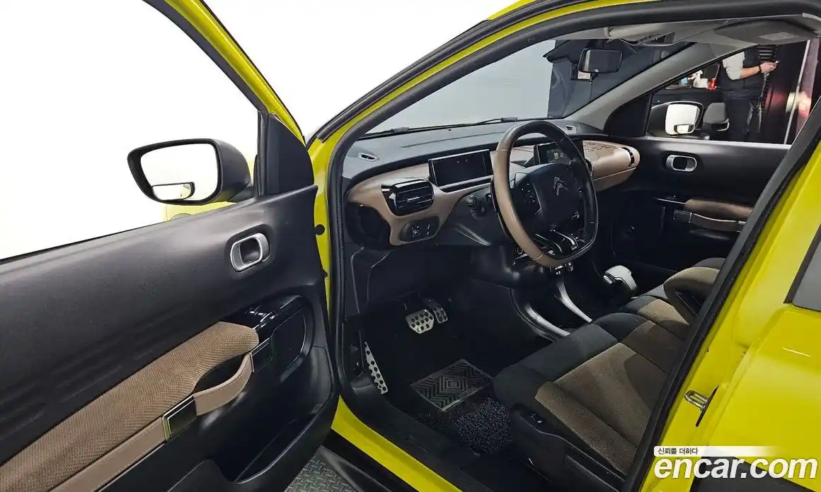 Citroen C4 Cactus 2017 1.6 Автомат в Москве № 407658, фото 11