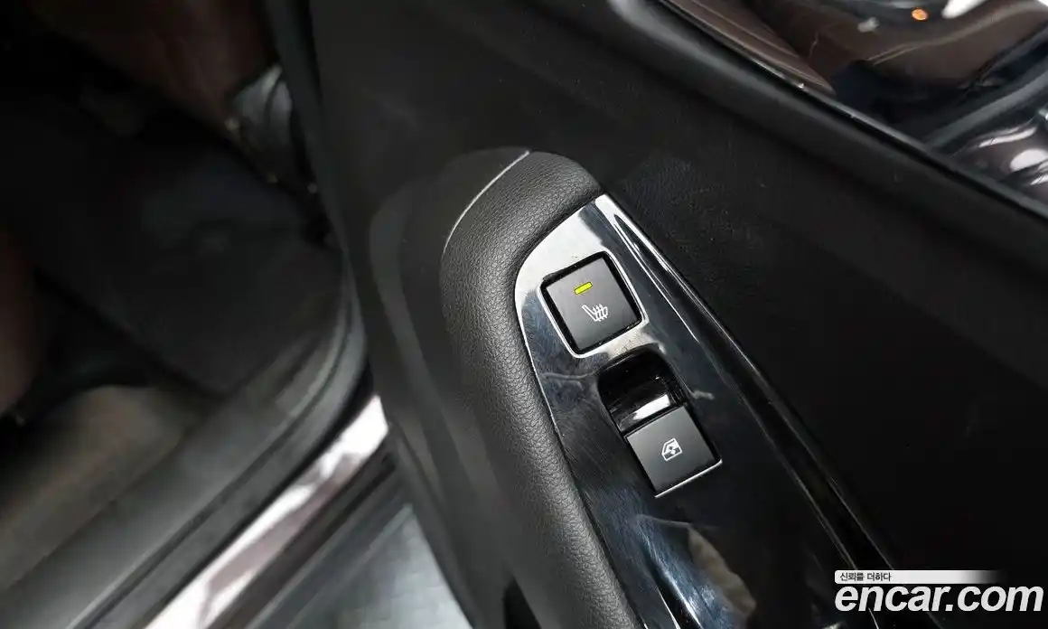 Chevrolet Orlando 2016 2.0 Автомат в Москве № 41430, фото 9