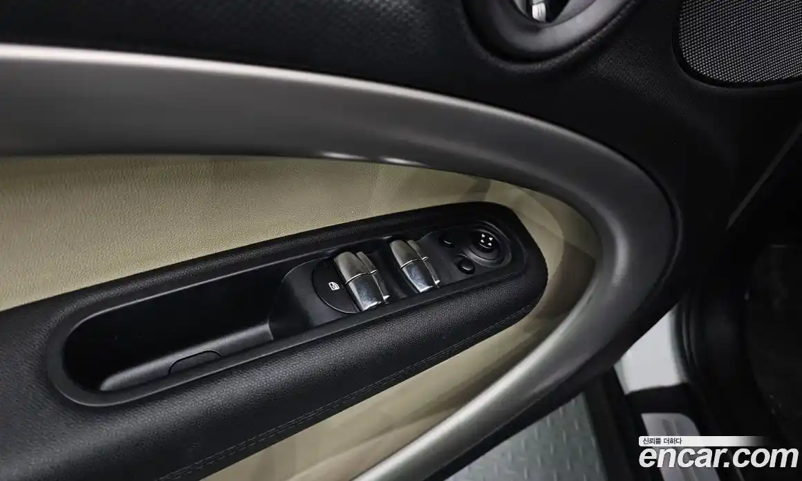 Mini Countryman 2014 2.0 Автомат в Москве № 417048, фото 18