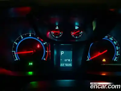 Chevrolet Orlando 2012 2.0 Автомат в Москве № 42301, миниатюра 11