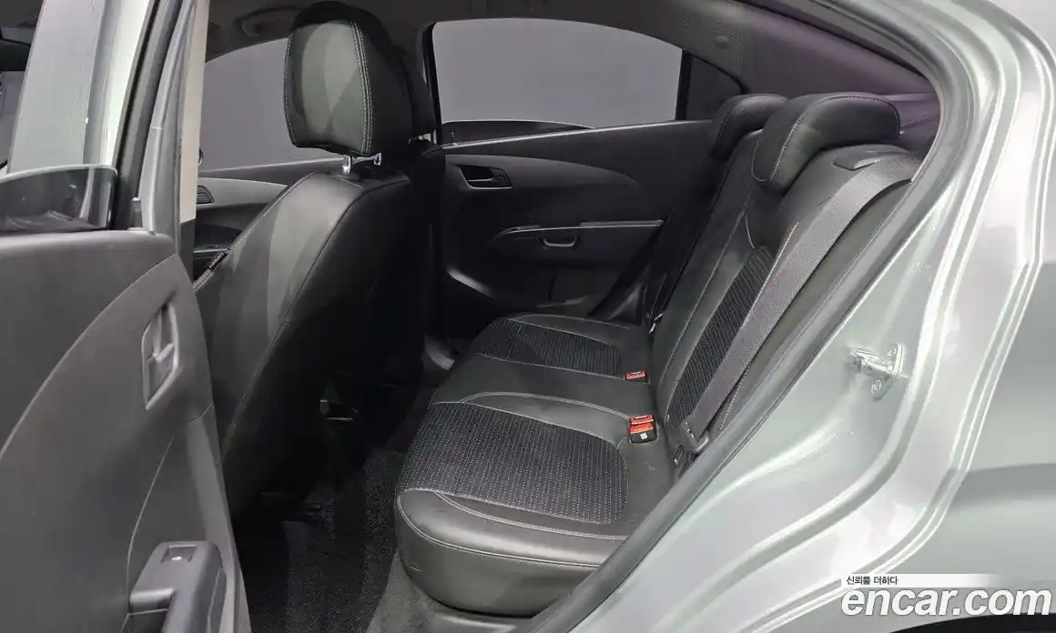 Chevrolet Aveo 2016 1.4 Автомат в Москве № 42320, фото 13