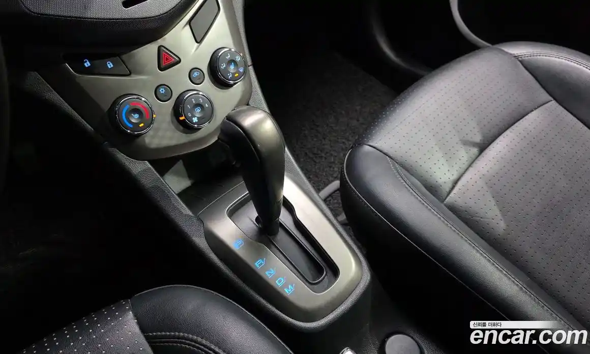 Chevrolet Aveo 2016 1.4 Автомат в Москве № 42320, фото 18